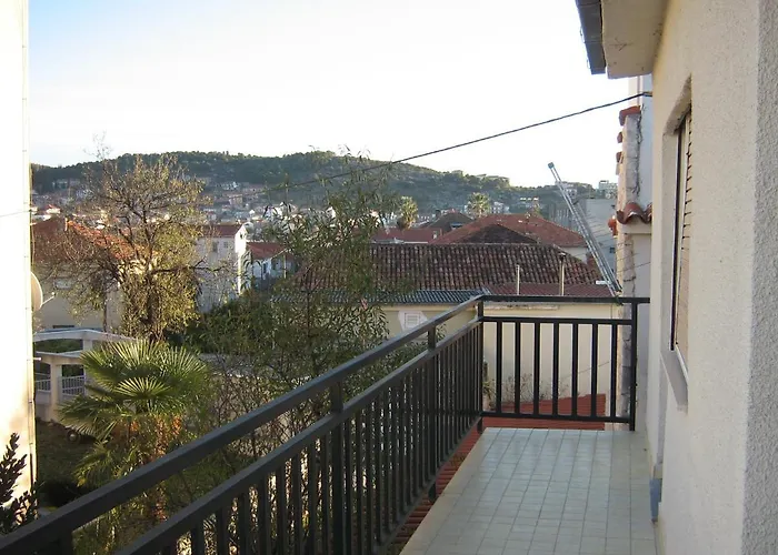 With Parking Space - 2046 Trogir