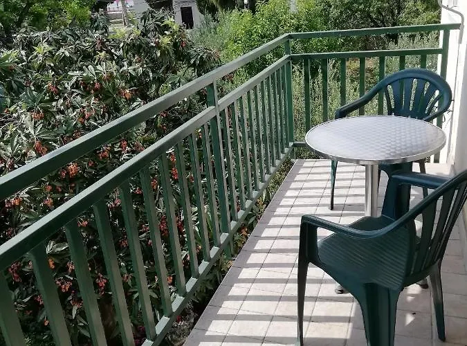 With Parking Space - 2046 Trogir