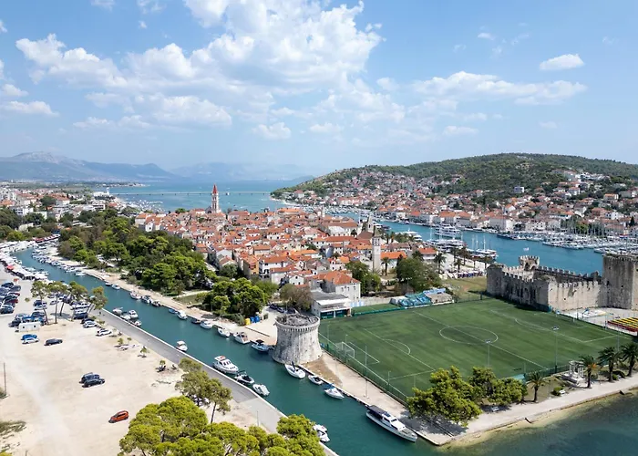 With Parking Space - 2046 Appartement Trogir