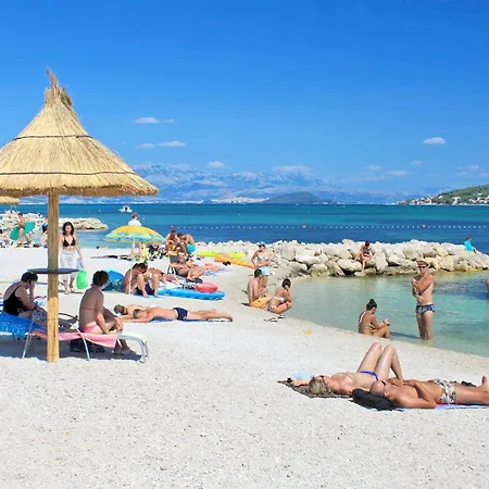 With Parking Space - 2046 Trogir