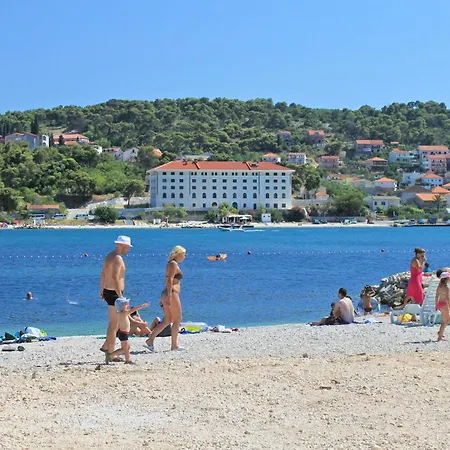 With Parking Space - 2046 Apartamento Trogir