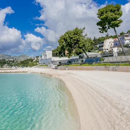 Apartment Apartments With Parking Space Trogir - 2046 *